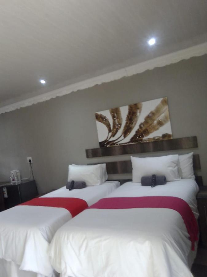 Myburgh Bed And Breakfast Klerksdorp Exterior foto
