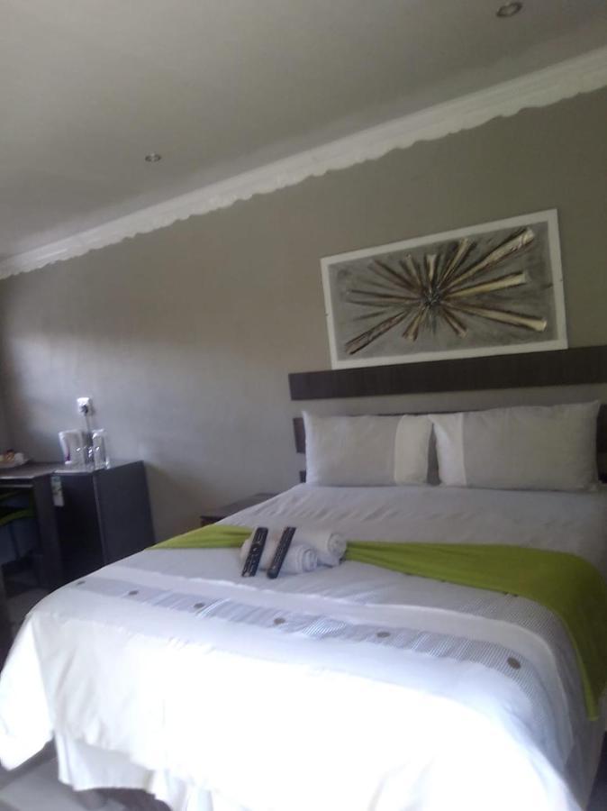 Myburgh Bed And Breakfast Klerksdorp Exterior foto