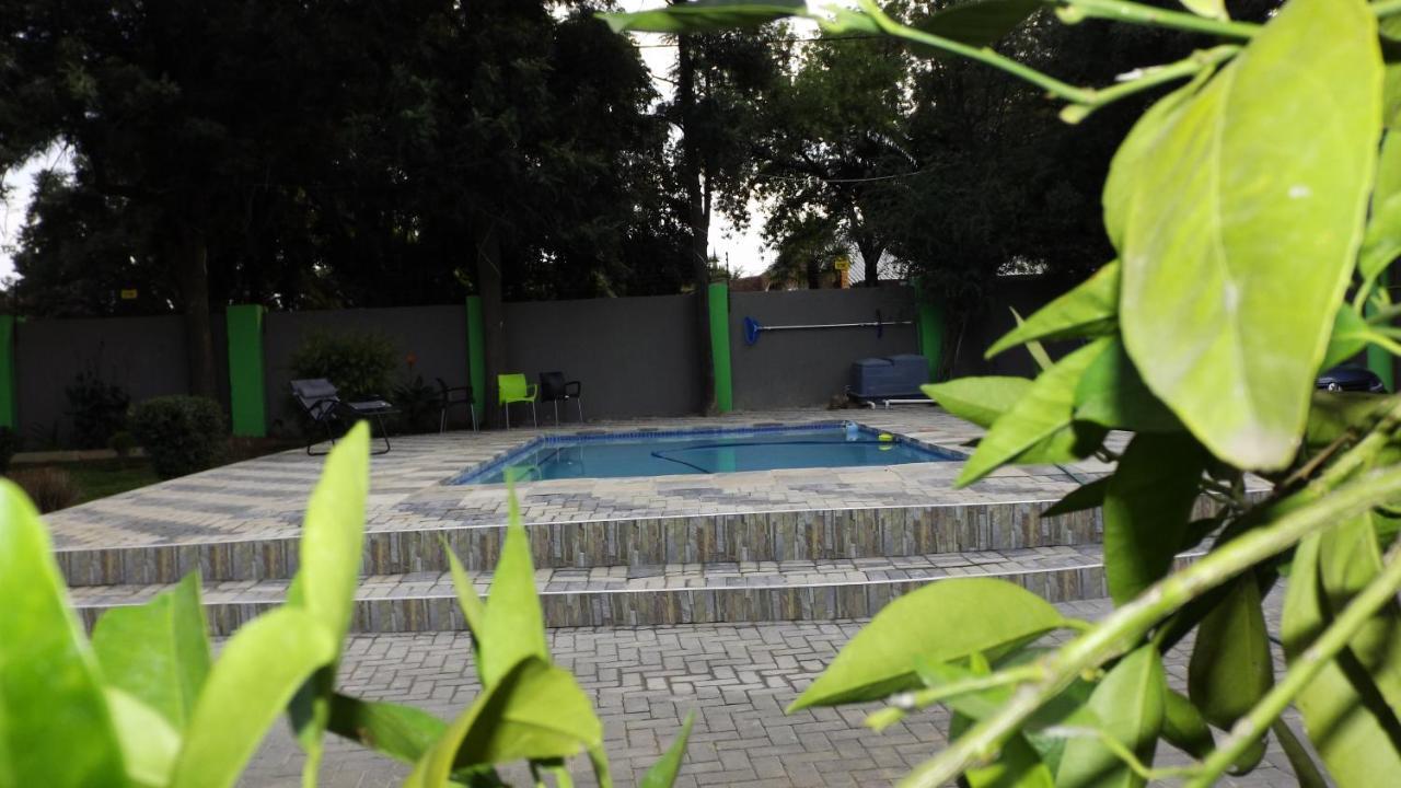 Myburgh Bed And Breakfast Klerksdorp Exterior foto