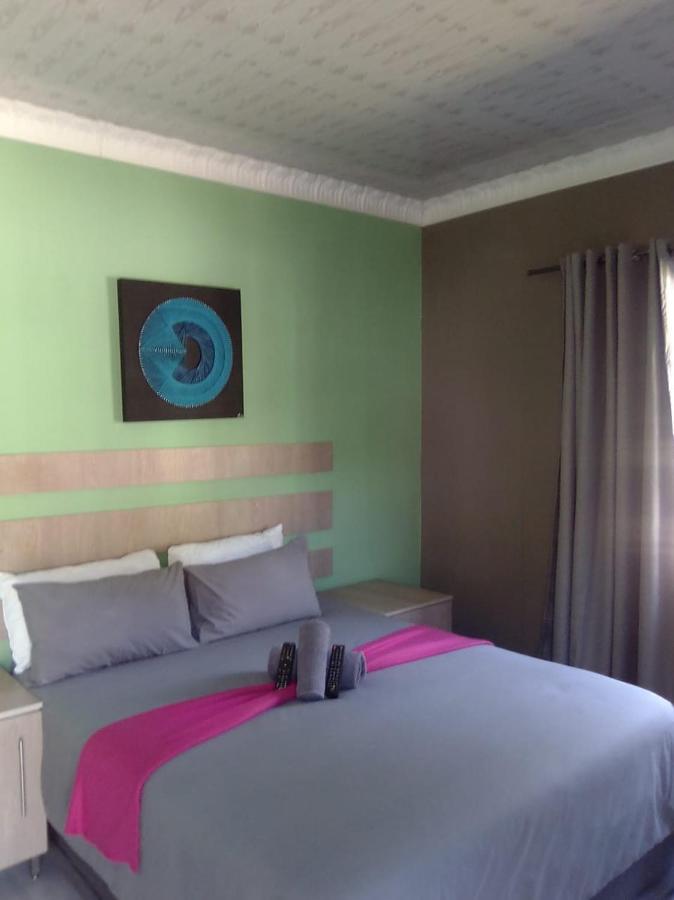 Myburgh Bed And Breakfast Klerksdorp Exterior foto